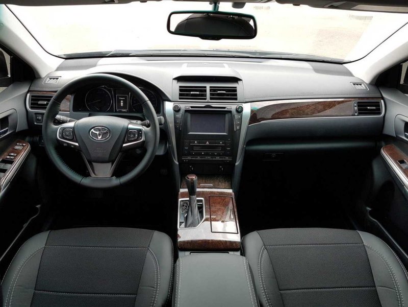 Toyota Camry xv50 2011