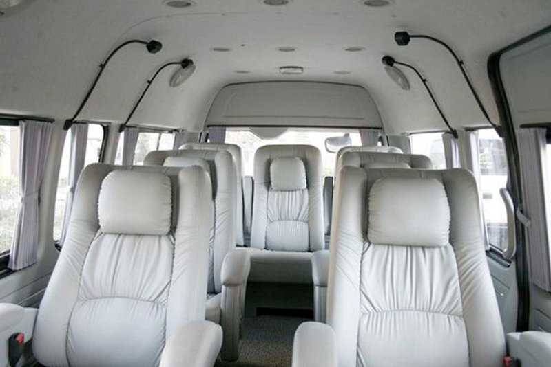 Toyota Hiace 2008 салон