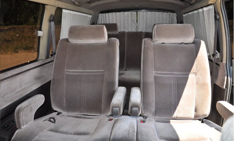 Toyota Hiace 2008 салон