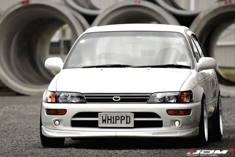 Toyota Corolla ae100