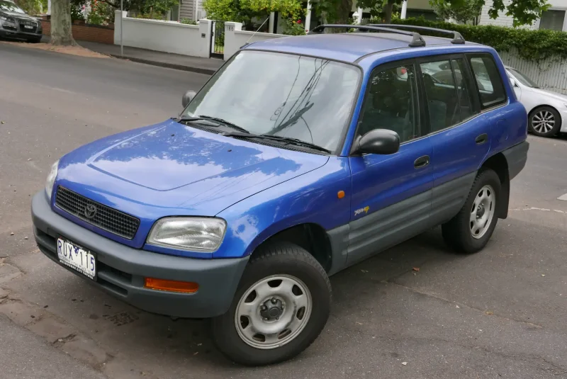 Toyota rav4 sxa11