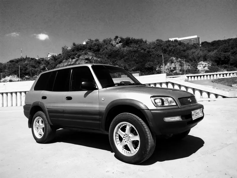 Toyota rav4 xa10 Black