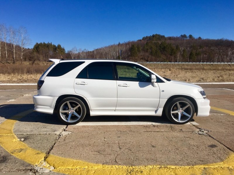 Toyota Harrier 1998