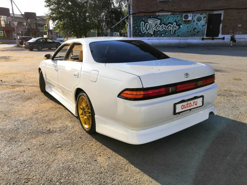 Toyota Mark II VII (x90)
