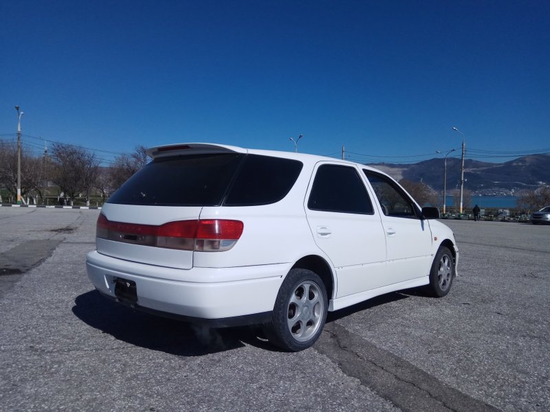 Toyota Vista Ardeo 1999