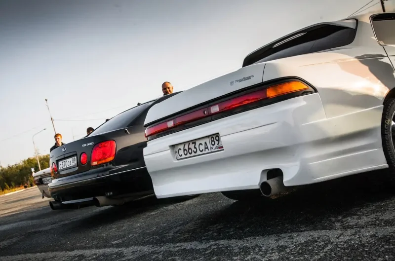 Toyota Mark 2 90 jpg