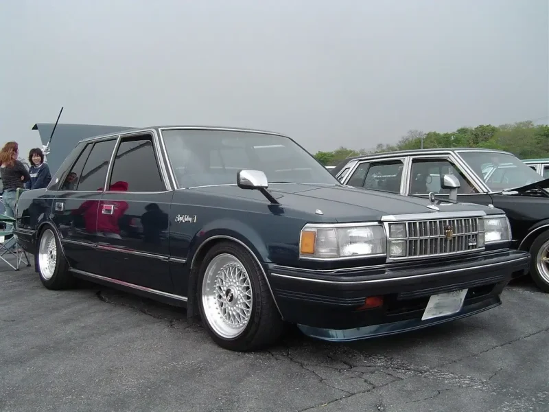 Toyota Crown 110