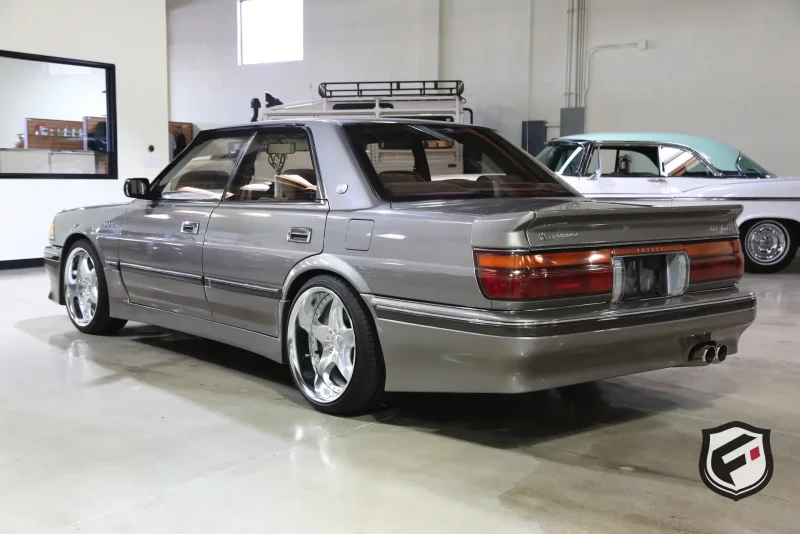Toyota Crown 80 кузов