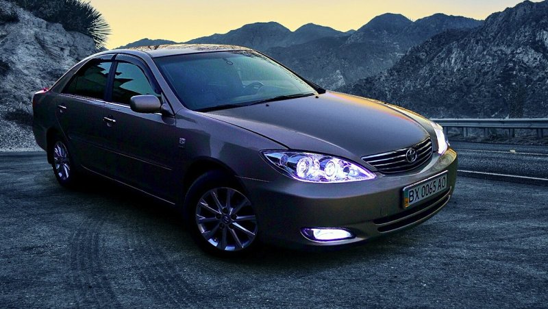 Toyota Camry 30