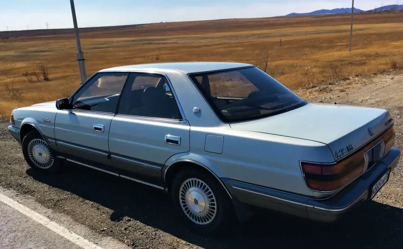 Toyota Crown 1989 хэтчбек