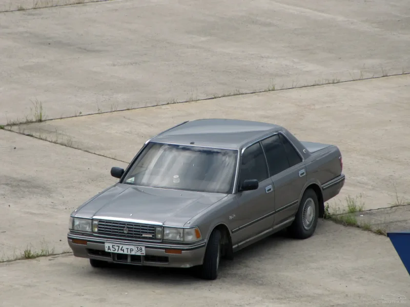 Тойота Crown 1989