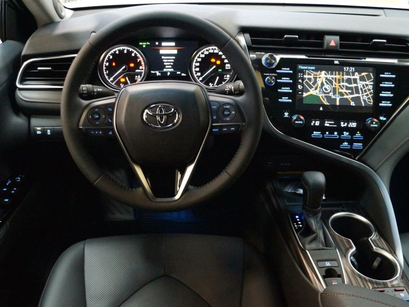 Toyota Camry xv70 интерьер