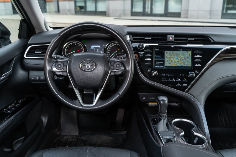 Toyota Camry 70 салон