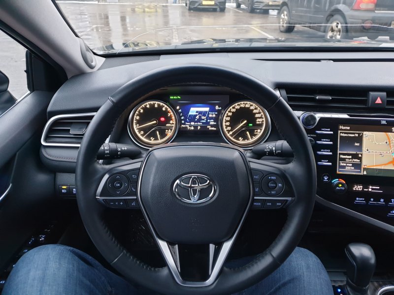 Toyota Camry xv70 Interior