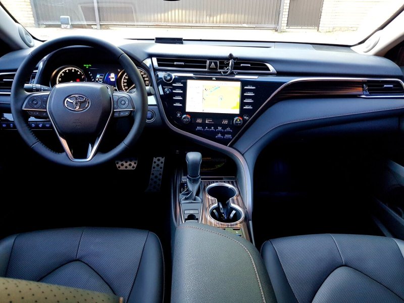 Toyota Camry xv70
