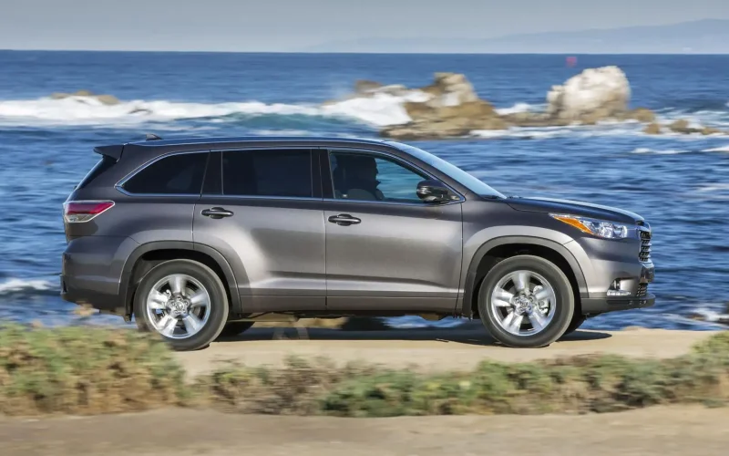 Toyota Highlander 2016