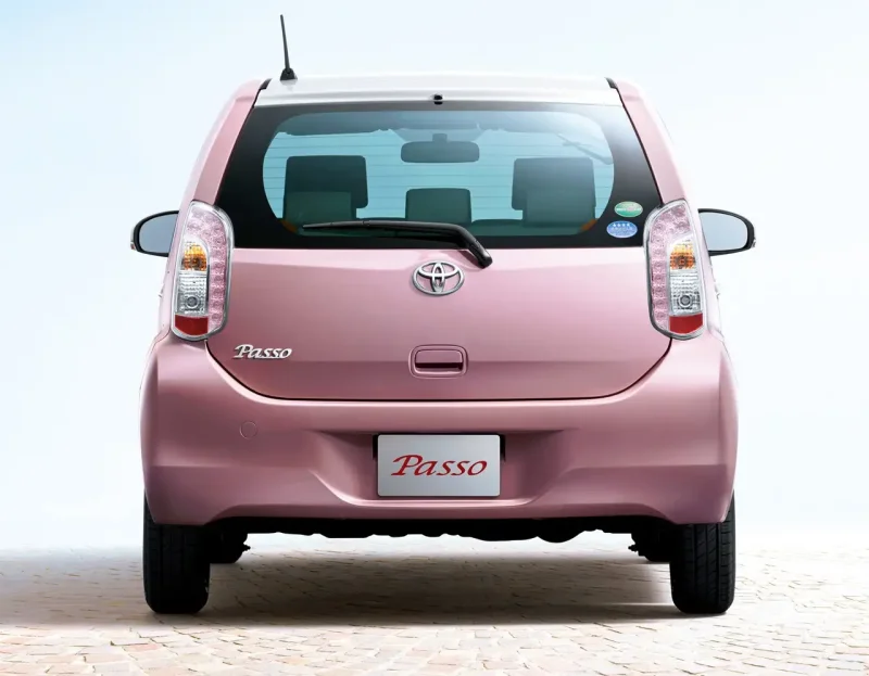 Toyota passo 2015