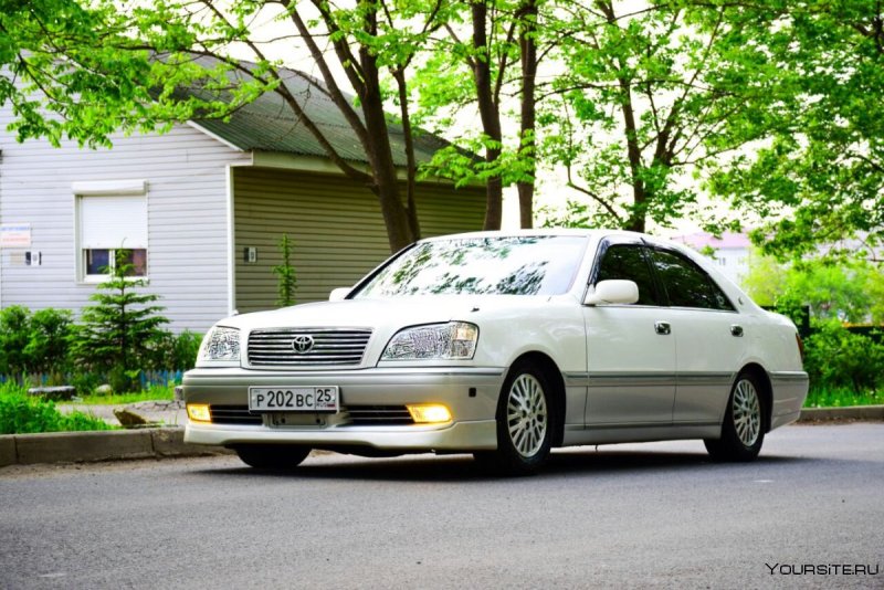 Toyota Crown s170 Royal