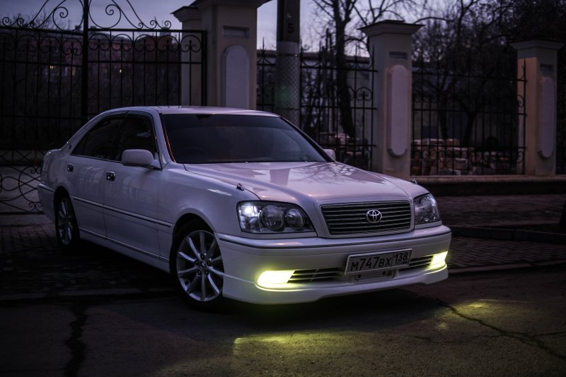 Тойота Краун s170