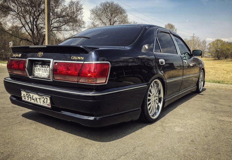 Toyota Crown 170 кузов