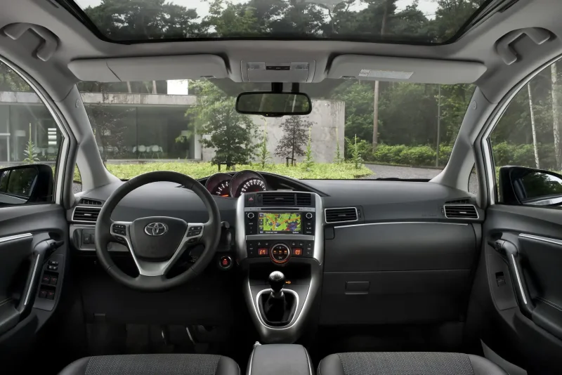 Toyota Corolla Verso 2014