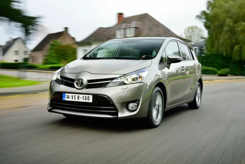 Toyota Verso 2014 .1.6