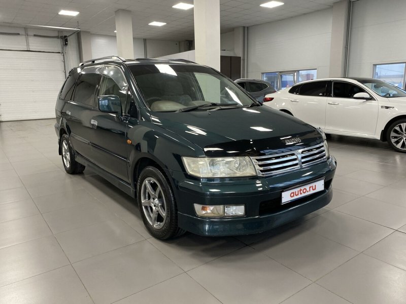 Mitsubishi Chariot 2 поколение