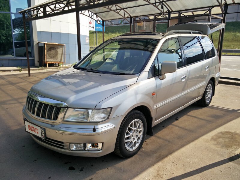 Mitsubishi Space Wagon 1997