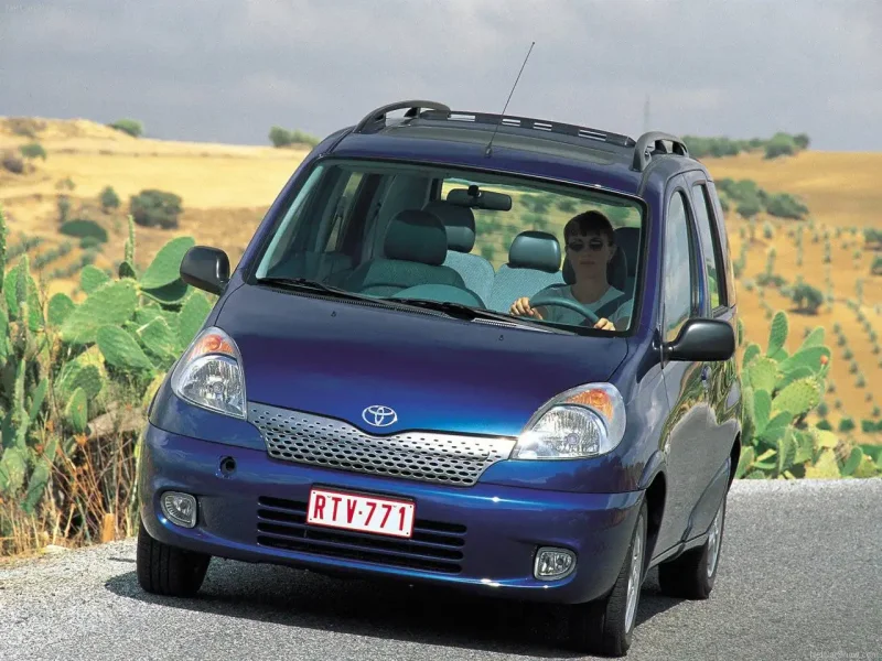 Toyota Yaris Verso