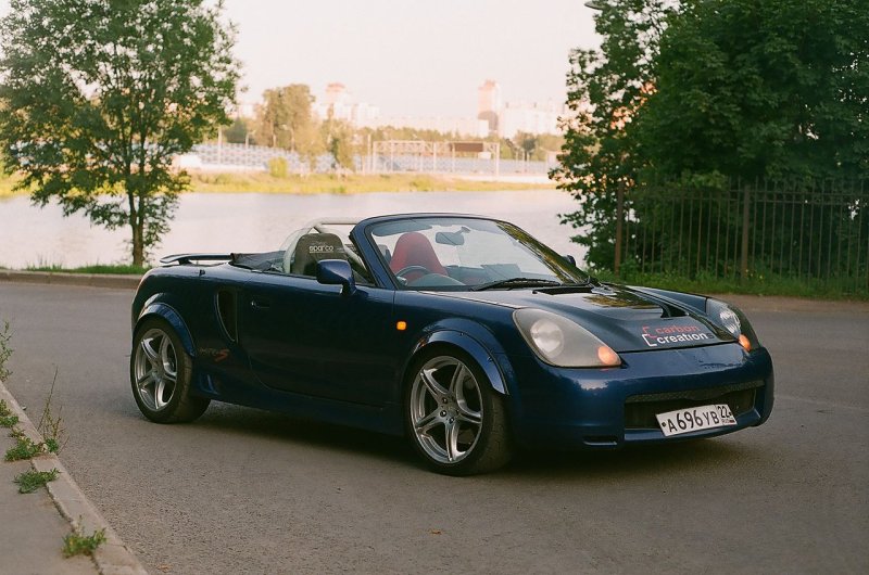 Toyota mr3