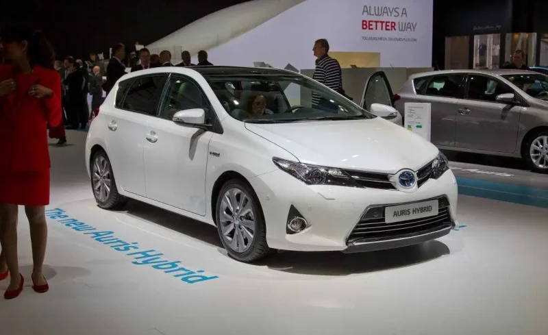 Toyota Hybrid 2015