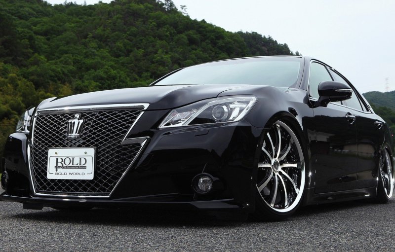 Toyota Crown 210