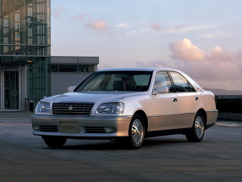 Toyota Crown XI (s170)