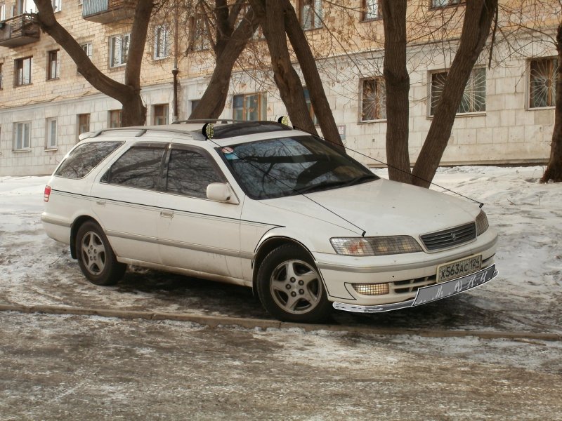 Toyota Mark II Qualis 2.2