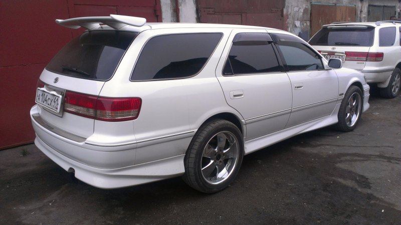Toyota Mark II Qualis 2.2