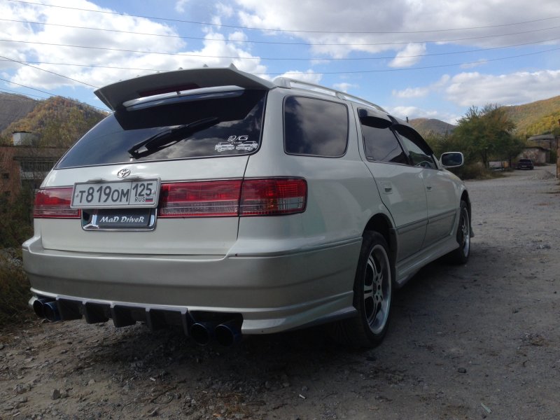 Toyota Mark II Wagon Qualis 2.2