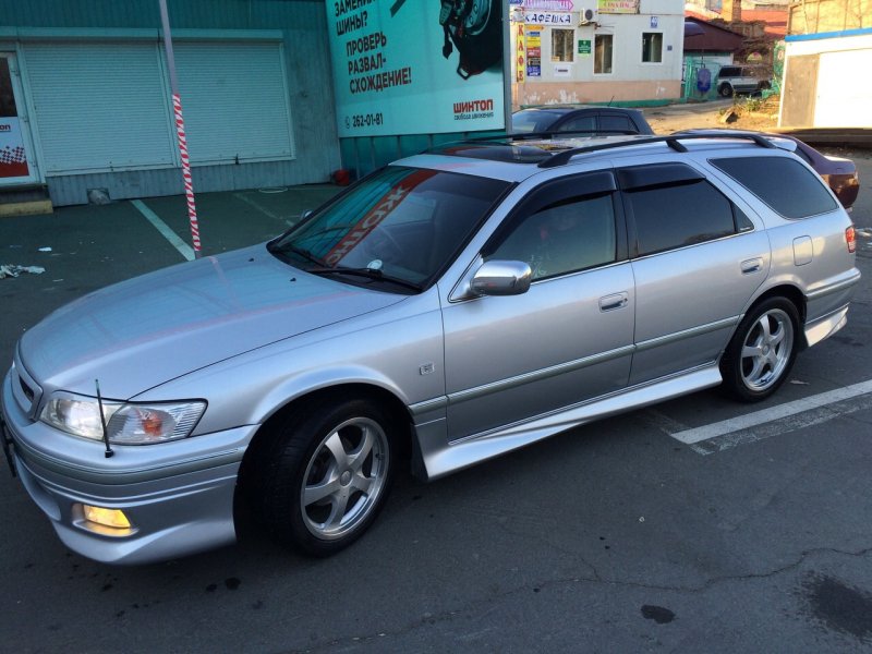 Toyota Mark 2 Qualis 2.5
