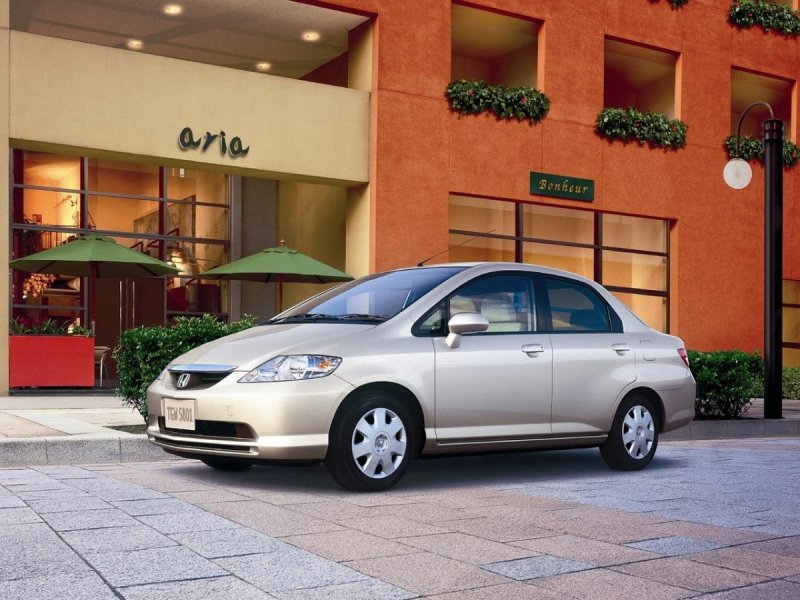 Honda Fit Aria i
