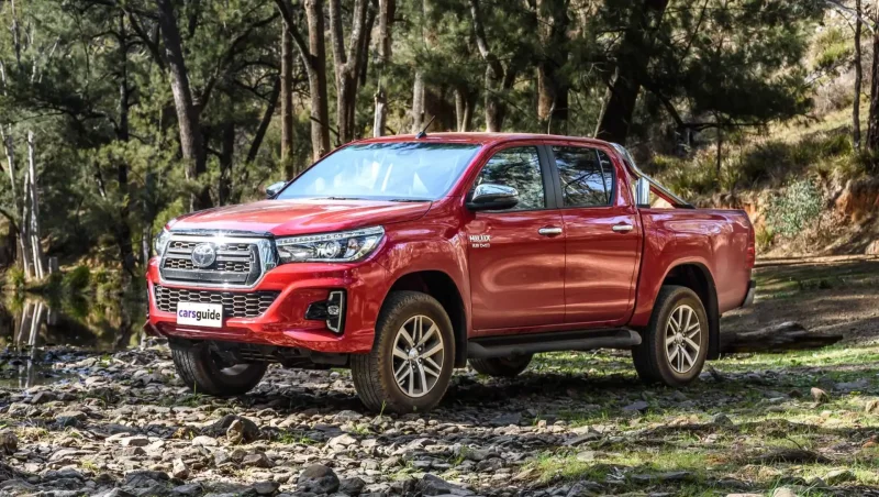 Toyota пикап Hilux 2020