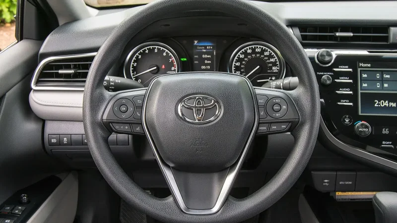 Toyota Camry 2007 руль