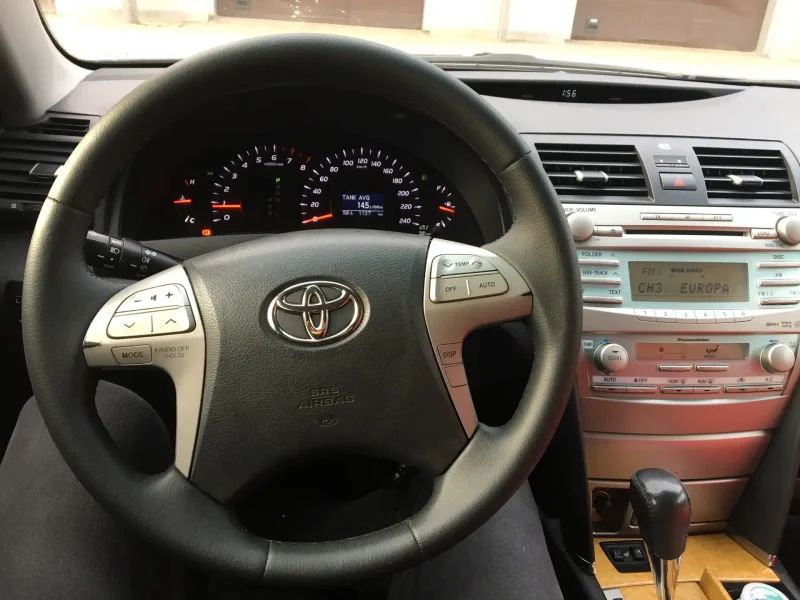 Toyota Camry 50 руль