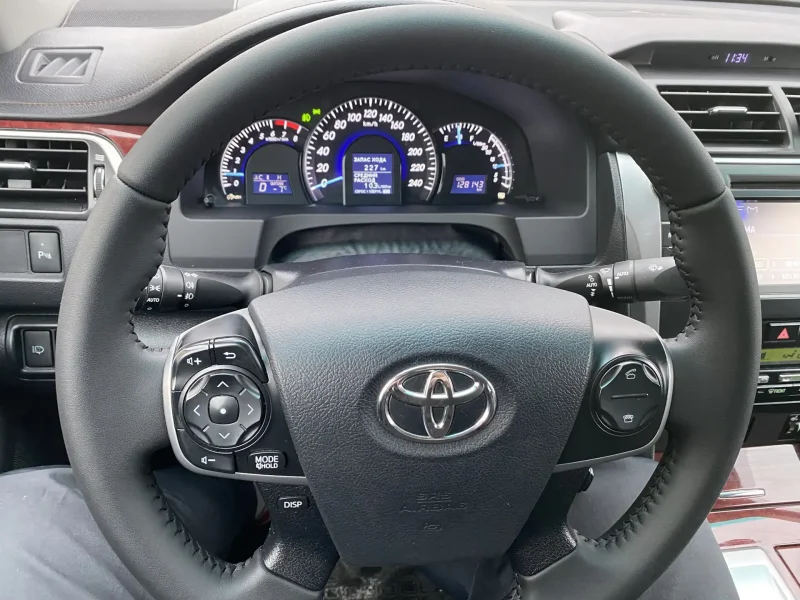 Toyota Camry v55 3.5