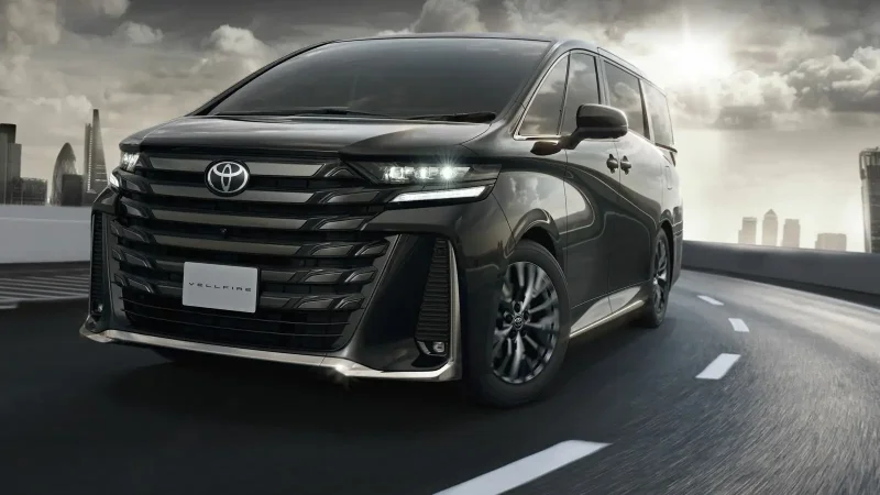 Toyota Alphard 2022 салон