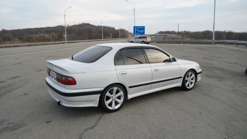 Toyota Corona st190 белая