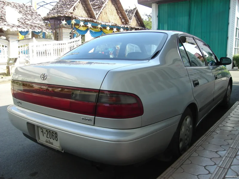 Toyota Corona бочка
