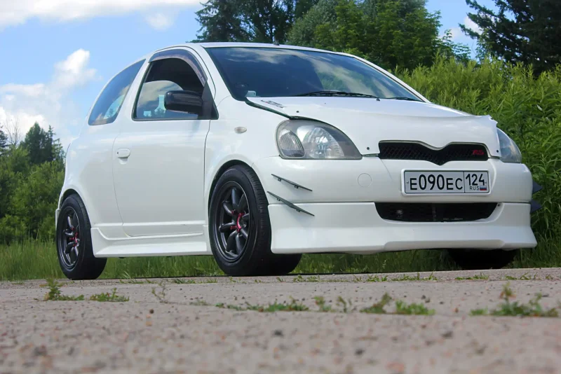 Toyota Vitz RS 2002