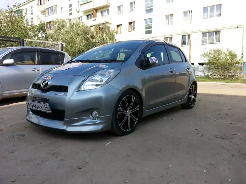 Тойота Витц RS 1.5