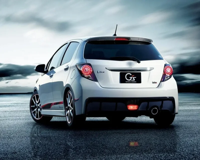 Toyota Vitz RS GS