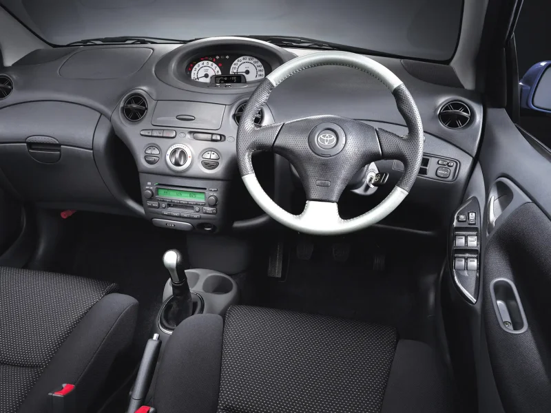 Vitz RS 2010