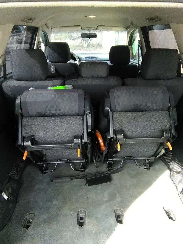 Toyota Avensis Verso 2003